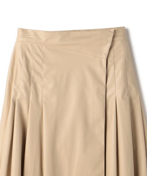 ReNorm（リノーム）の「フェイクレザーラップスカート（スカート・レディース・ベージュ/ミント/ブラウン・S/M）」の18枚目の写真