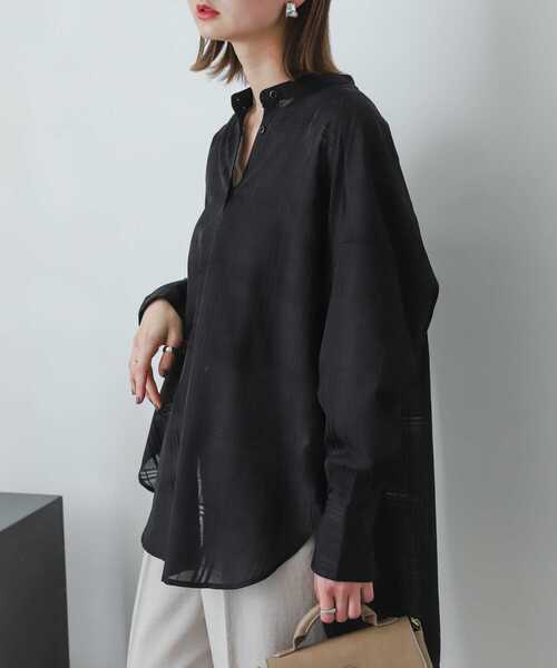 SENSE OF PLACE by URBAN RESEARCH(センスオブプレイスバイアーバンリサーチ)の「シアーシャンブレールーズシャツ(シャツ/ブラウス・レディース・グリーン/ブルー/ベージュ/ブラック/オフホワイト/ブラウン・ONE)」の7枚目の写真