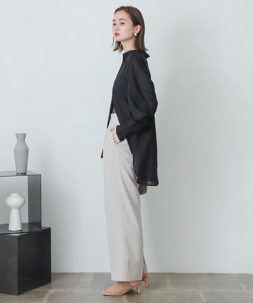 SENSE OF PLACE by URBAN RESEARCH(センスオブプレイスバイアーバンリサーチ)の「シアーシャンブレールーズシャツ(シャツ/ブラウス・レディース・グリーン/ブルー/ベージュ/ブラック/オフホワイト/ブラウン・ONE)」の13枚目の写真