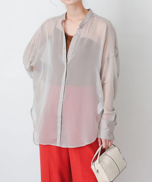 SENSE OF PLACE by URBAN RESEARCH(センスオブプレイスバイアーバンリサーチ)の「シアーシャンブレールーズシャツ(シャツ/ブラウス・レディース・グリーン/ブルー/ベージュ/ブラック/オフホワイト/ブラウン・ONE)」の15枚目の写真