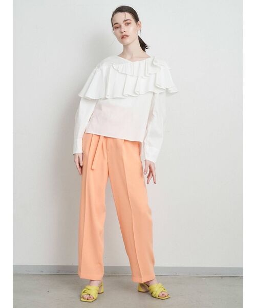 ELENDEEK（エレンディーク）の「ラッフルタックレイヤードブラウス（シャツ/ブラウス・レディース・ブラック/ベージュ/オフホワイト・FREE）」の9枚目の写真