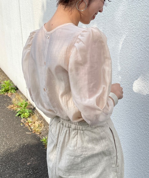 Omekashi（オメカシ）の「ボリュームスリーブブラウス（シャツ/ブラウス・レディース・ブラック/ベージュ/オフホワイト/アイボリー・FREE）」の9枚目の写真