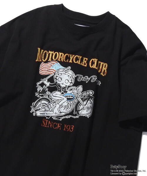 FREAK'S STORE(フリークスストア)の「WEB限定 BETTY BOOP/ベティーブープ 別注 ビッグシルエット フロントプリント クルーネックTシャツ(Tシャツ/カットソー・メンズ・ブラック/ホワイト/グレー・LARGE/SMALL/MEDIUM)」の2枚目の写真