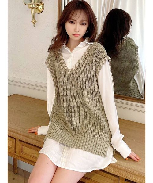 RESEXXY（リゼクシー）の「トリミングデザインシャツチュニック（ベスト・レディース・ブラック/グリーン/アイボリー・FREE）」の5枚目の写真