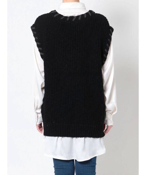 RESEXXY（リゼクシー）の「トリミングデザインシャツチュニック（ベスト・レディース・ブラック/グリーン/アイボリー・FREE）」の18枚目の写真