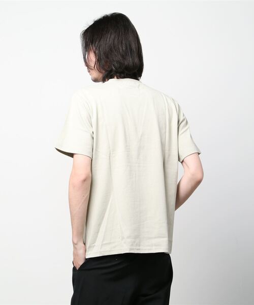 NANO universe(ナノユニバース)の「LB.04/オーガニックOEリラックスクルーネックTシャツ(Tシャツ/カットソー・メンズ・ホワイト/ミント/ベージュ/ブラック/ブラウン/スモークピンク・L/XL/M/S)」の7枚目の写真