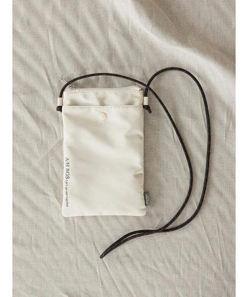 AMERICAN HOLIC(アメリカンホリック)の「コードストラップミニサコッシュ(ショルダーバッグ・レディース・アイボリー/ブラック/オレンジ/グリーン・FREE)」の19枚目の写真
