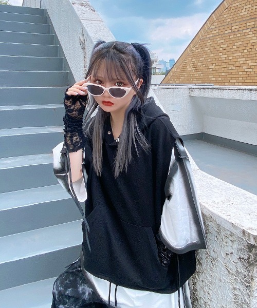 XU（エックスユー）の「【XU/エックスユー】sleeveless hoodie