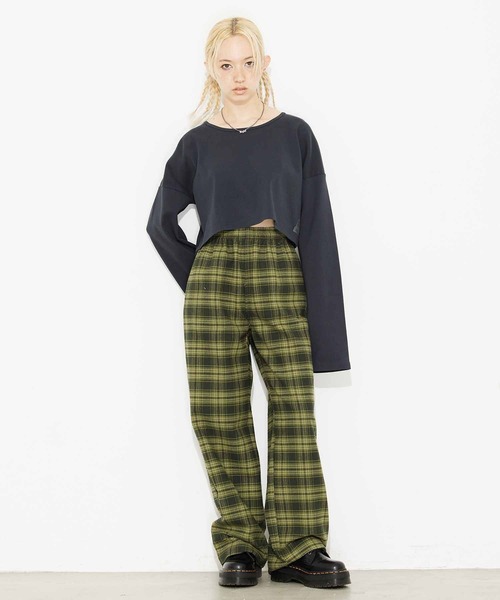 X-girl(エックスガール)の「FACE L/S CROPPED TOP(Tシャツ/カットソー・レディース・ホワイト/チャコール/イエロー・M/S)」の7枚目の写真