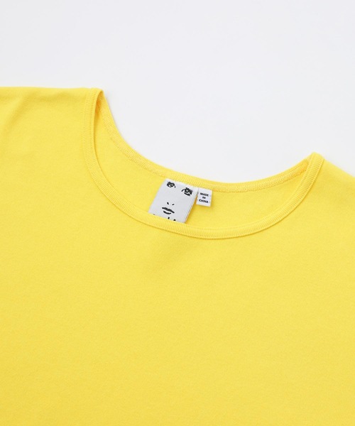 X-girl(エックスガール)の「FACE L/S CROPPED TOP(Tシャツ/カットソー・レディース・ホワイト/チャコール/イエロー・M/S)」の12枚目の写真