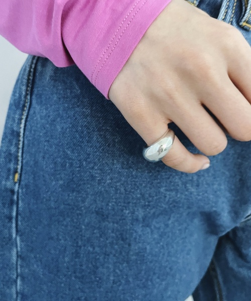 SOPHIE BUHAI（ソフィーブハイ）の「【SOPHIE BUHAI/ソフィブハイ】SMALL DONUT RING（リング・レディース・シルバー・8）」の5枚目の写真