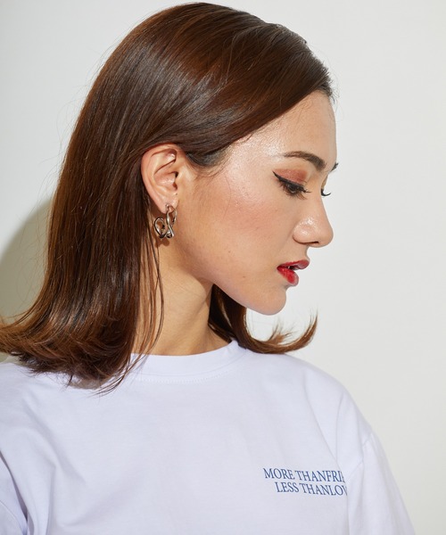 L.H.P(エルエイチピー)の「courage/クラージュ/楕円ピアス(ピアス(両耳用)・レディース・シルバー・F)」の1枚目の写真