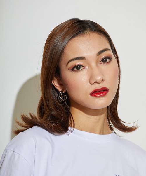 L.H.P(エルエイチピー)の「courage/クラージュ/楕円ピアス(ピアス(両耳用)・レディース・シルバー・F)」の6枚目の写真