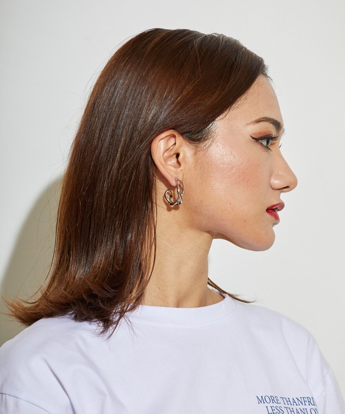 L.H.P(エルエイチピー)の「courage/クラージュ/楕円ピアス(ピアス(両耳用)・レディース・シルバー・F)」の12枚目の写真