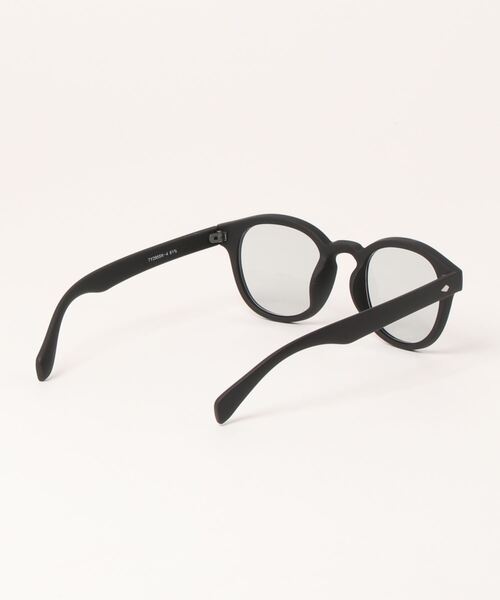 Me%（ミィパーセント）の「ブラックフトフチカラーサングラス（サングラス・レディース・ブラック/グレー/ブルー・FREE）」の4枚目の写真