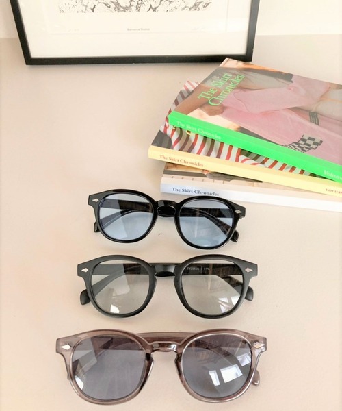 Me%（ミィパーセント）の「ブラックフトフチカラーサングラス（サングラス・レディース・ブラック/グレー/ブルー・FREE）」の8枚目の写真