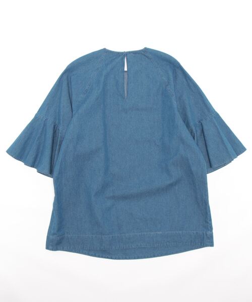 Mila Owen(ミラオーウェン)の「デニムラグランフレアスリーブチュニック(チュニック・レディース・ブルー・1/0)」の2枚目の写真