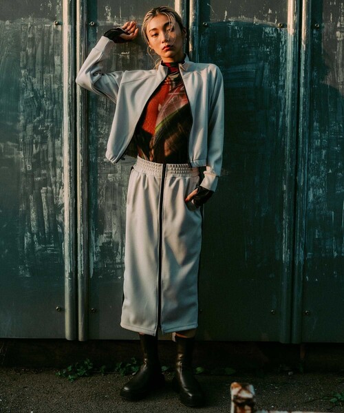 CITY TOKYO（シティトウキョウ）の「TOKYOパーフェクションスカート（スカート・レディース・ライトグレー/パープル/ネイビー・1/2）」の5枚目の写真