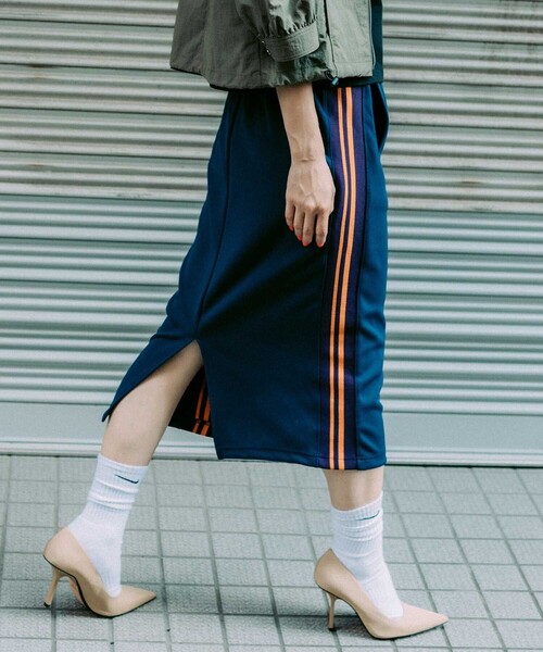 CITY TOKYO（シティトウキョウ）の「TOKYOパーフェクションスカート（スカート・レディース・ライトグレー/パープル/ネイビー・1/2）」の15枚目の写真