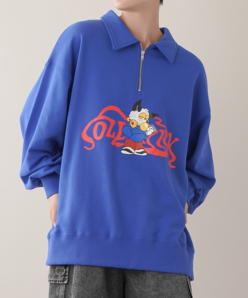 SPINNS(スピンズ)の「SAUSSYデザイン 裏毛ハーフジップスウェット(スウェット・レディース・ブラック/パープル/オフホワイト/オートミール/ロイヤルブルー・ONESIZE)」の1枚目の写真