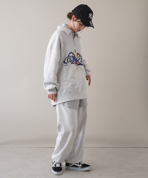 SPINNS(スピンズ)の「SAUSSYデザイン 裏毛ハーフジップスウェット(スウェット・レディース・ブラック/パープル/オフホワイト/オートミール/ロイヤルブルー・ONESIZE)」の6枚目の写真