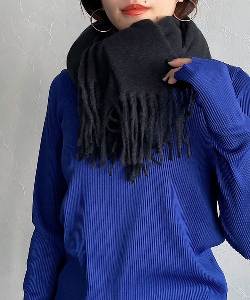 PAGEBOY（ページボーイ）の「無地ストール（ストール/ショール・レディース・オフホワイト/ターコイズブルー/ブラック/グレイッシュベージュ・FREE）」の4枚目の写真