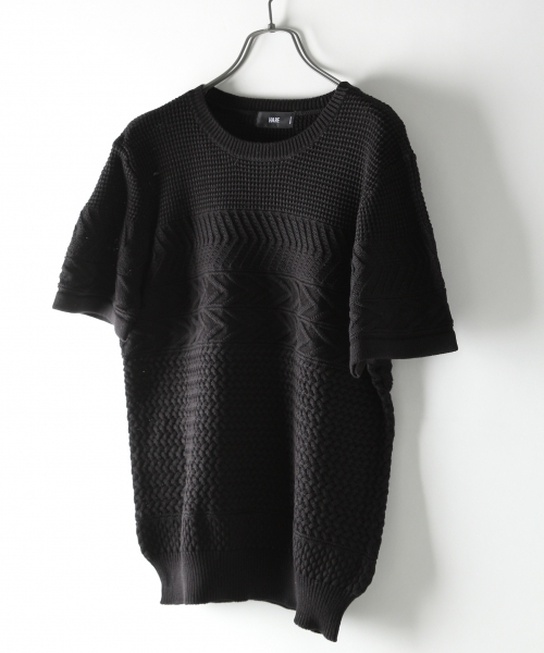 HARE(ハレ)の「ジャガードアミキリカエニットプルオーバー(HARE)(ニット/セーター・メンズ・オフホワイト/ブラック/ベージュ・SMALL/LARGE/MEDIUM)」の2枚目の写真