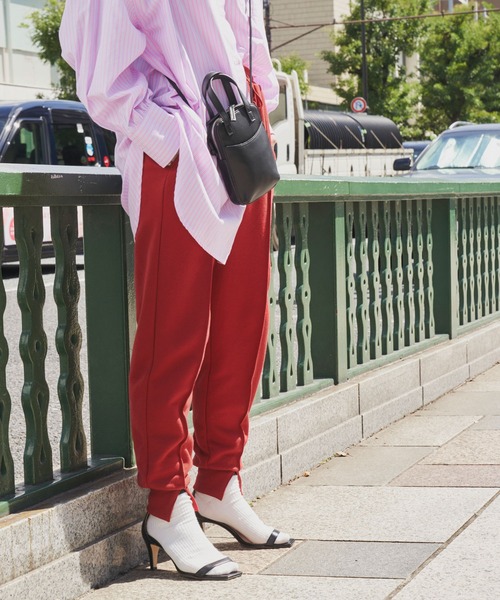 Chaco closet（チャコ クローゼット）の「センタータック裾スリットカットスウェットジョガーパンツ（スウェットパンツ・レディース・アイボリー/ブラック/レッド/グリーン/ネイビー・S/M）」の21枚目の写真