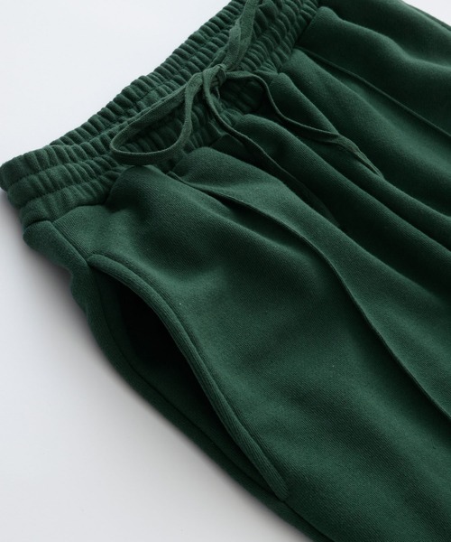 Chaco closet（チャコ クローゼット）の「センタータック裾スリットカットスウェットジョガーパンツ（スウェットパンツ・レディース・アイボリー/ブラック/レッド/グリーン/ネイビー・S/M）」の7枚目の写真