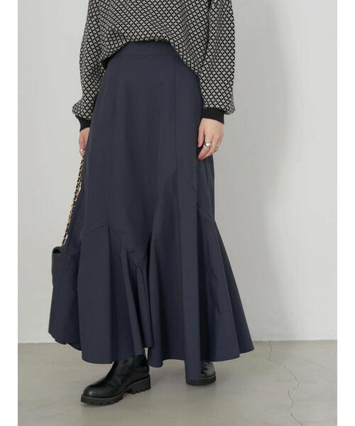 earth music&ecology（アースミュージックアンドエコロジー）の「イレギュラーヘムスカート（スカート・レディース・ネイビー・FREE）」の2枚目の写真