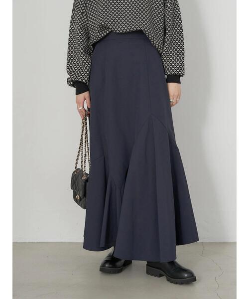 earth music&ecology（アースミュージックアンドエコロジー）の「イレギュラーヘムスカート（スカート・レディース・ネイビー・FREE）」の3枚目の写真