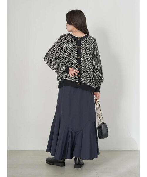 earth music&ecology（アースミュージックアンドエコロジー）の「イレギュラーヘムスカート（スカート・レディース・ネイビー・FREE）」の7枚目の写真