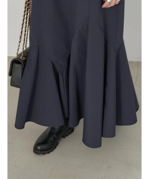 earth music&ecology（アースミュージックアンドエコロジー）の「イレギュラーヘムスカート（スカート・レディース・ネイビー・FREE）」の13枚目の写真