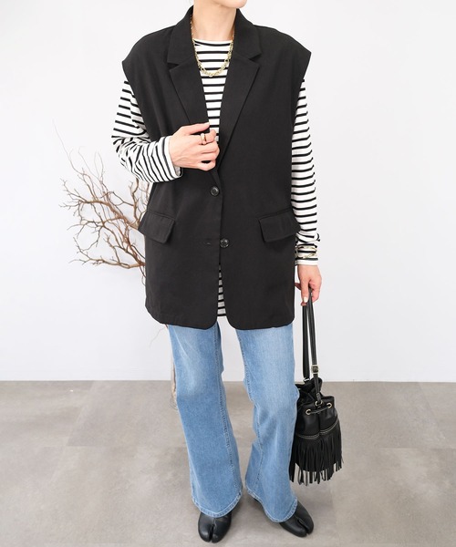 ANDJ(アンドジェイ)の「【2022/AW】起毛ツイルテーラードベスト(ベスト・レディース・ブラック/ベージュ・M)」の3枚目の写真