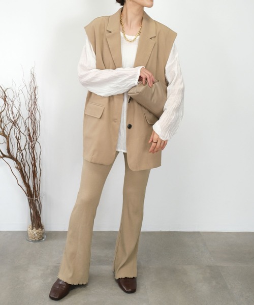 ANDJ(アンドジェイ)の「【2022/AW】起毛ツイルテーラードベスト(ベスト・レディース・ブラック/ベージュ・M)」の21枚目の写真