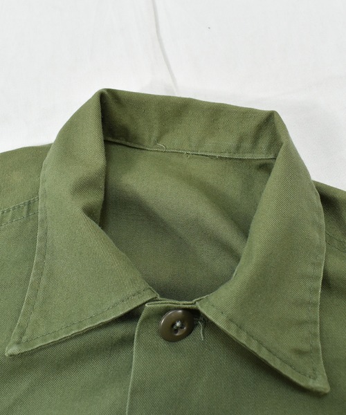 VINTAGE(ヴィンテージ)の「【ヴィンテージ古着】ミリタリー U.S.AIR FORCE ユーティリティーシャツ 2nd モデル(ミリタリージャケット・メンズ・カーキ・MEDIUM)」の10枚目の写真