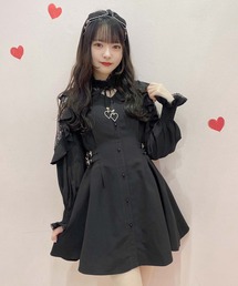 ハートチャーム肩透かしラッフルワンピース