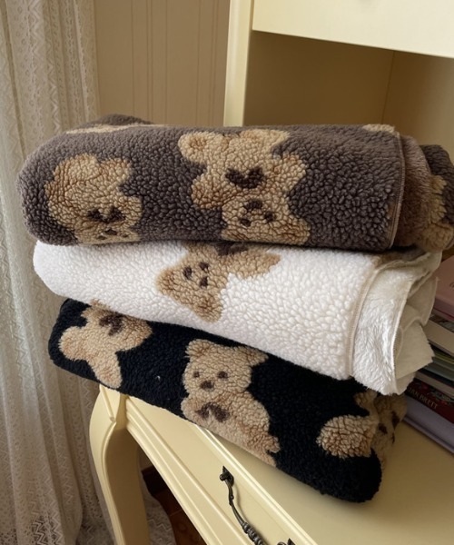 Made in I（メイドインアイ）の「テディベアボアブランケット（ブランケット・レディース・ブラウン/アイボリー/ブラック・FREE）」の5枚目の写真