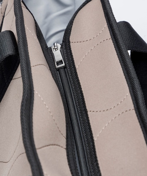 EDITA.（エディータ）の「ネオプレンスマートトート　軽量 / 通勤（トートバッグ・レディース・ブラウン系その他/ライトグレー/モカ/ブラック系その他・FREE）」の18枚目の写真