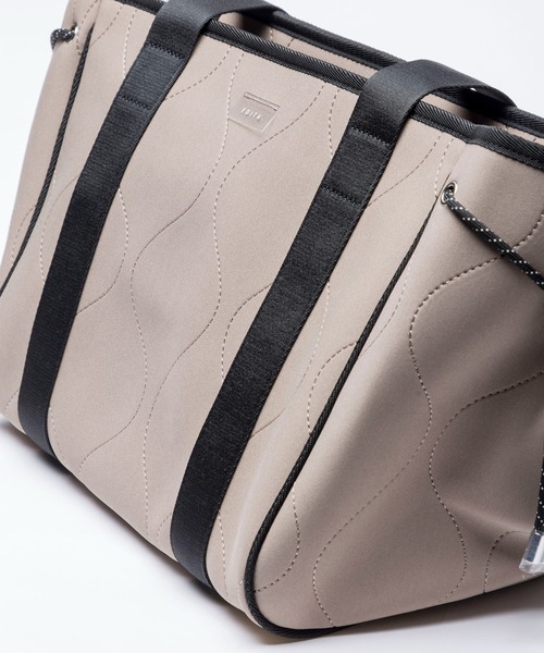 EDITA.（エディータ）の「ネオプレンスマートトート　軽量 / 通勤（トートバッグ・レディース・ブラウン系その他/ライトグレー/モカ/ブラック系その他・FREE）」の12枚目の写真