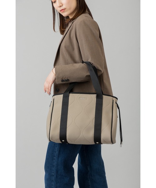 EDITA.（エディータ）の「ネオプレンスマートトート　軽量 / 通勤（トートバッグ・レディース・ブラウン系その他/ライトグレー/モカ/ブラック系その他・FREE）」の8枚目の写真