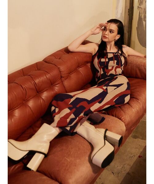 EVRIS（エヴリス）の「ミドルプラットフォームブーツ（ブーツ・レディース・ブラック/アイボリー・SMALL/MEDIUM/LARGE）」の10枚目の写真