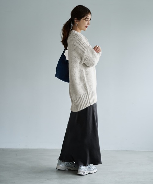 STYLE DELI(スタイルデリ)の「ルーズ編みニットビッグプルオーバー(ニット/セーター・レディース・キャメル/ブラック/ホワイト系・FREE)」の5枚目の写真
