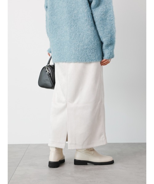 Lugnoncure(ルノンキュール)の「◎スエードタイトスカート(スカート・レディース・ブルー/モカ/オフホワイト/ブラック・フリ-)」の5枚目の写真