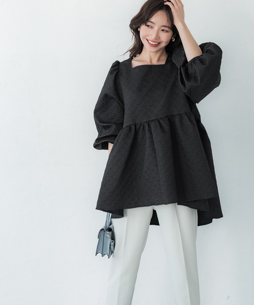 coca(coca)(コカ)の「エンボスブラウス(シャツ/ブラウス・レディース・ライトベージュ/ブラック・M/L)」の8枚目の写真