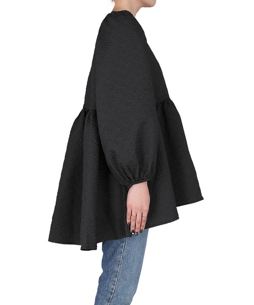 coca(coca)(コカ)の「エンボスブラウス(シャツ/ブラウス・レディース・ライトベージュ/ブラック・M/L)」の17枚目の写真