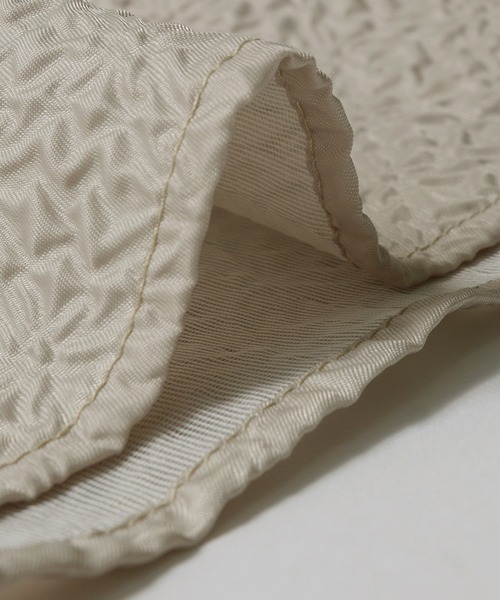 coca(coca)(コカ)の「エンボスブラウス(シャツ/ブラウス・レディース・ライトベージュ/ブラック・M/L)」の21枚目の写真