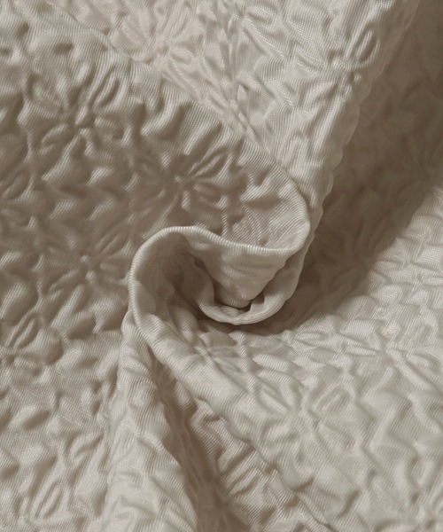 coca(coca)(コカ)の「エンボスブラウス(シャツ/ブラウス・レディース・ライトベージュ/ブラック・M/L)」の22枚目の写真