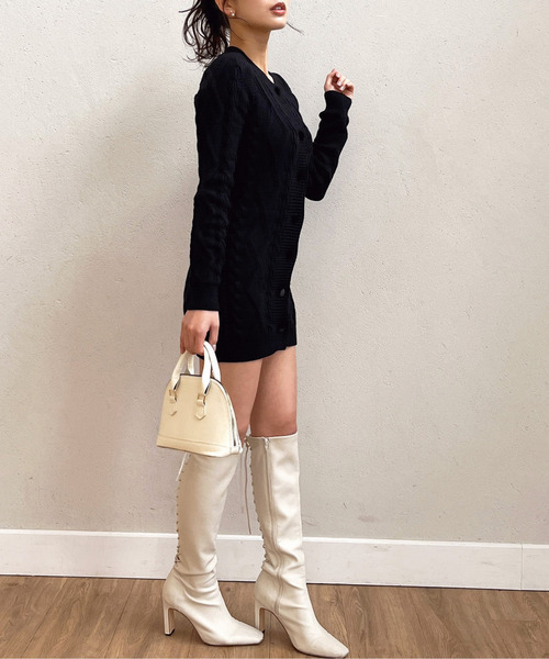 MIIA(ミーア)の「タイトニットカーディガン(カーディガン/ボレロ・レディース・オフホワイト/ブラック・FREE)」の4枚目の写真