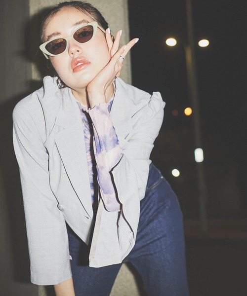 Cheek（チーク）の「クロップドテーラードジャケット（テーラード